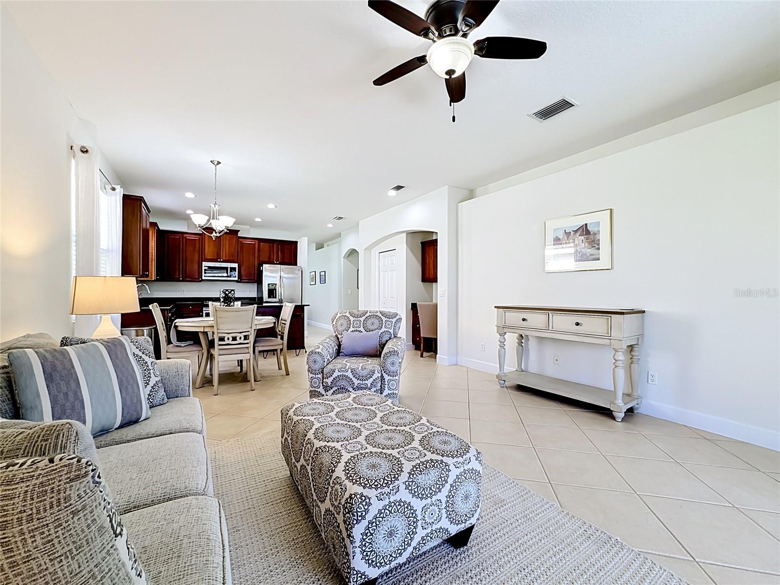 Listing photo id 42 for 11603 Dancing River Drive