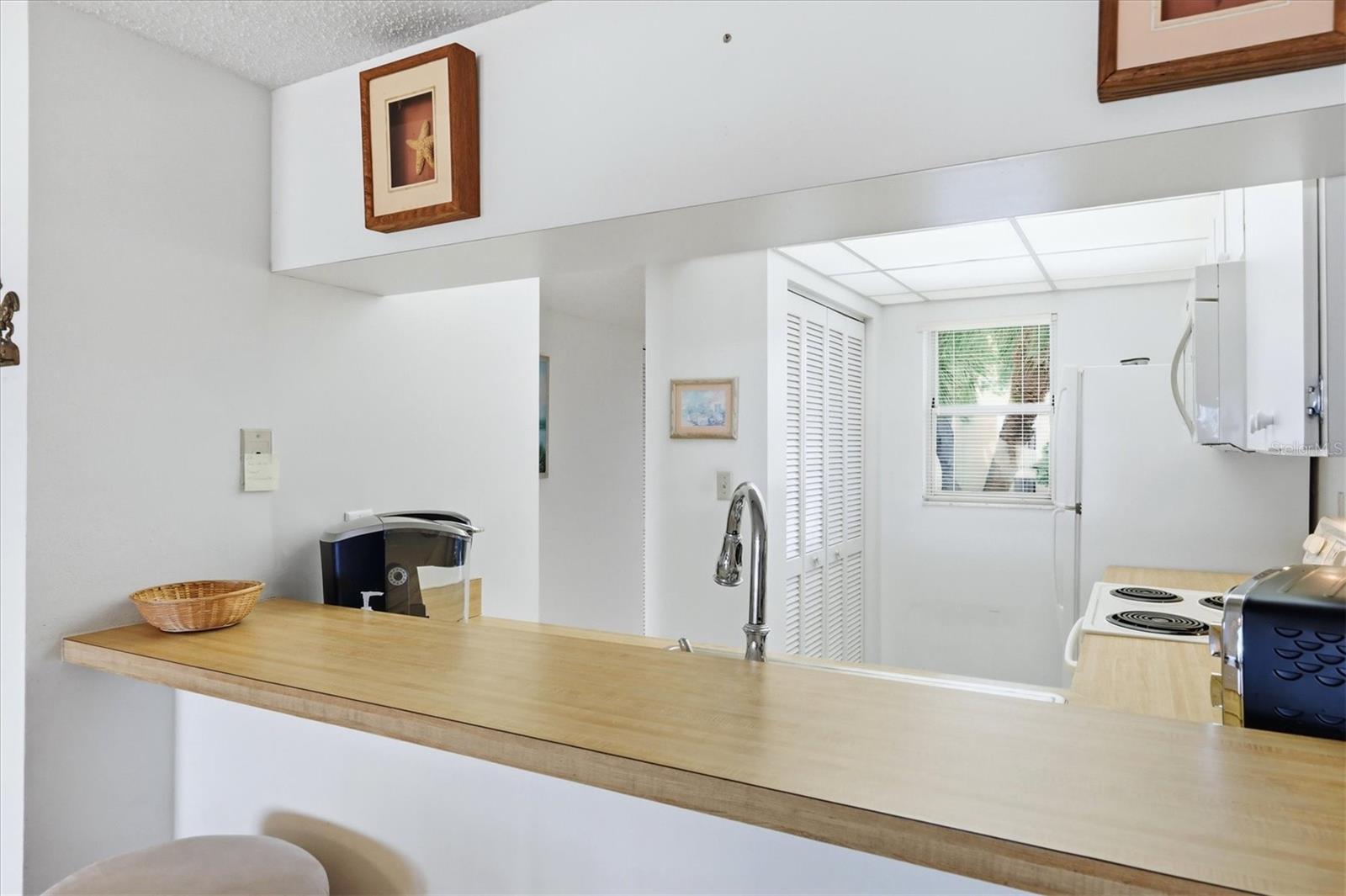 Image 12 of 47 For 444 Cerromar Road 298