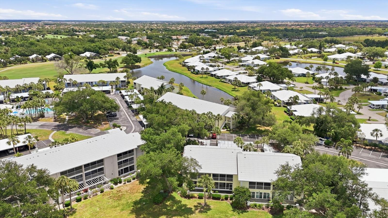 Image 34 of 47 For 444 Cerromar Road 298