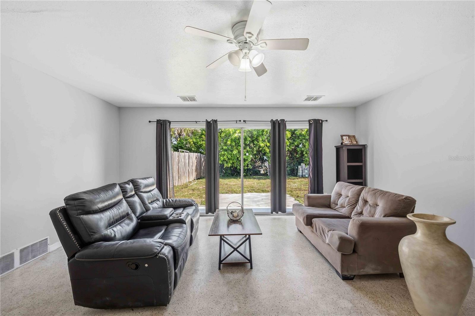 Image 15 of 30 For 12308 Urbino Street