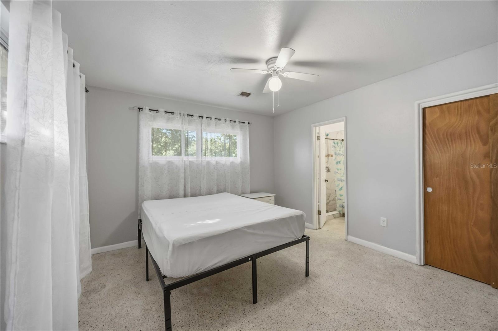 Image 18 of 30 For 12308 Urbino Street