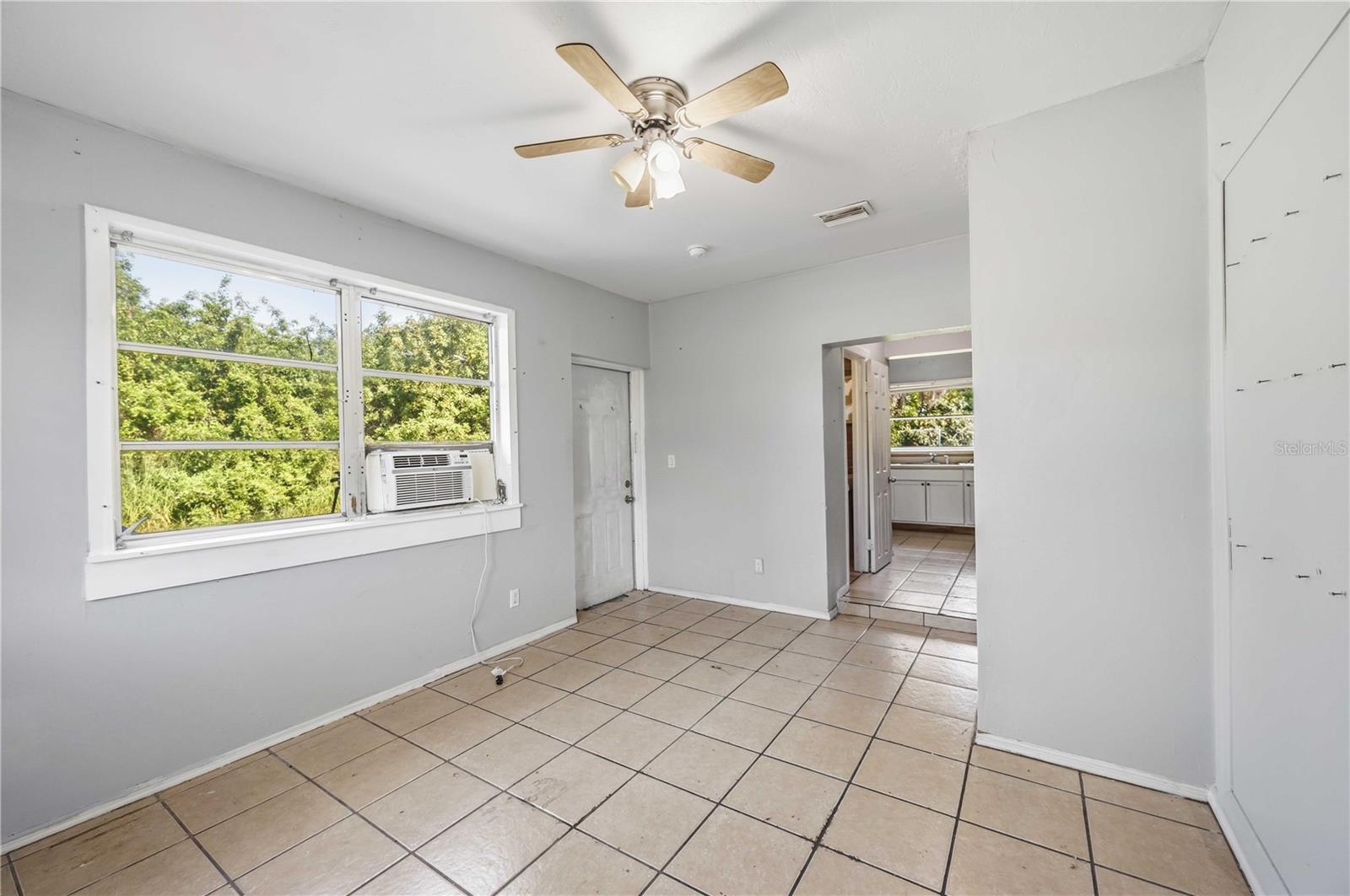 Image 5 of 30 For 12308 Urbino Street