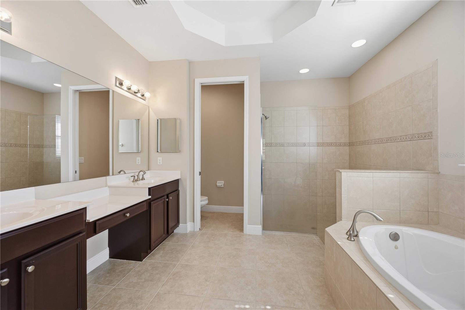 Image 25 of 60 For 1122 Cielo Court