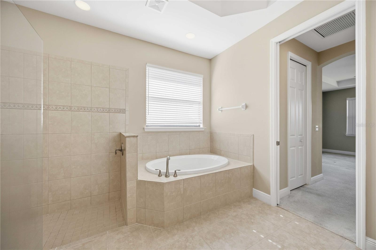 Image 28 of 60 For 1122 Cielo Court