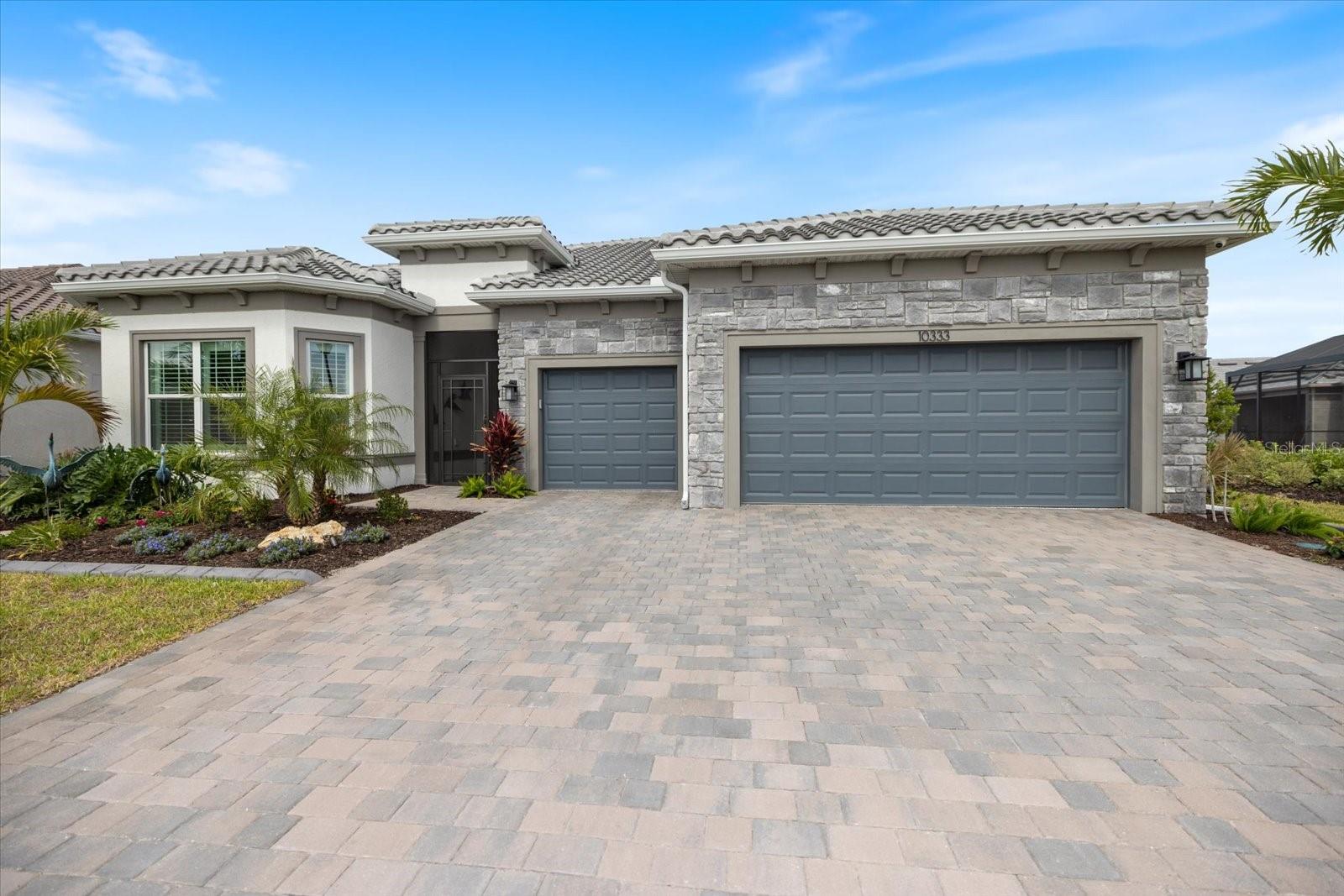 Image 62 of 97 For 10333 Blue Runner Drive