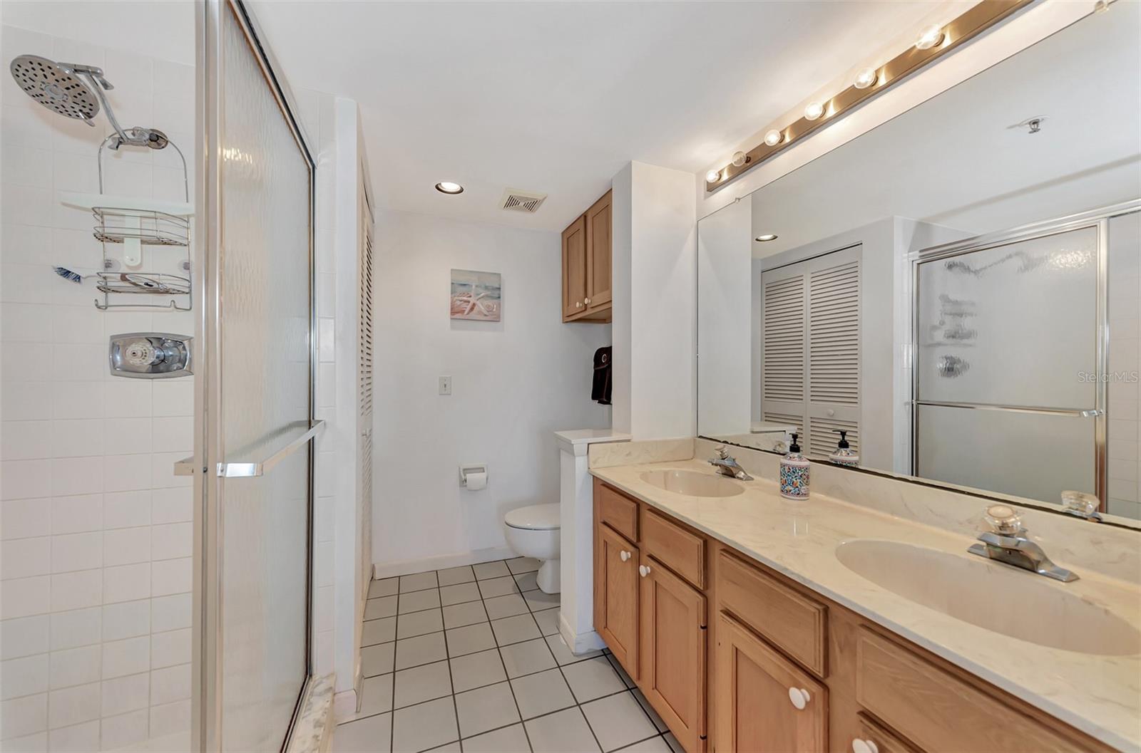 Image 32 of 59 For 841 Wexford Boulevard 841