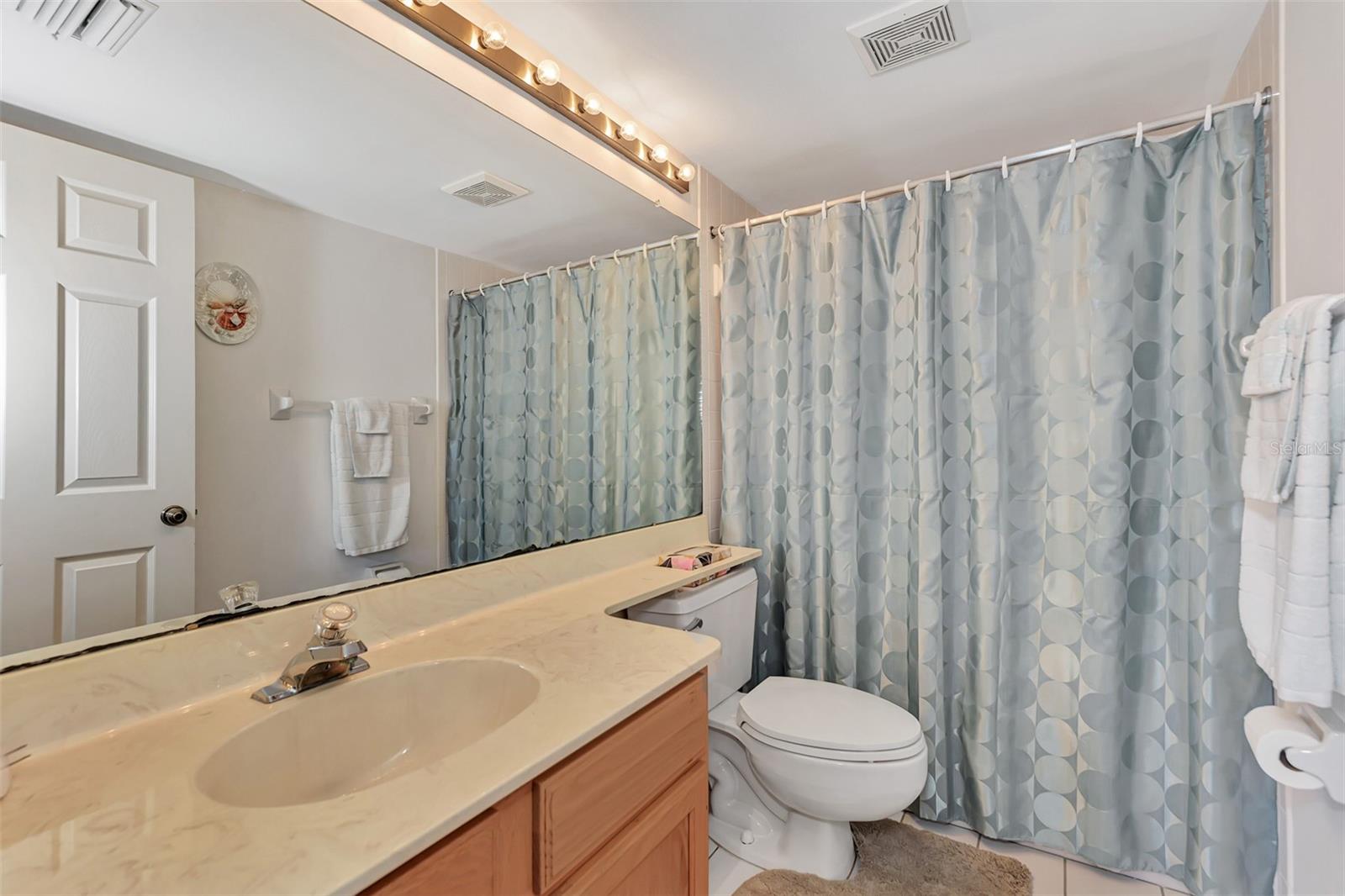 Image 38 of 59 For 841 Wexford Boulevard 841