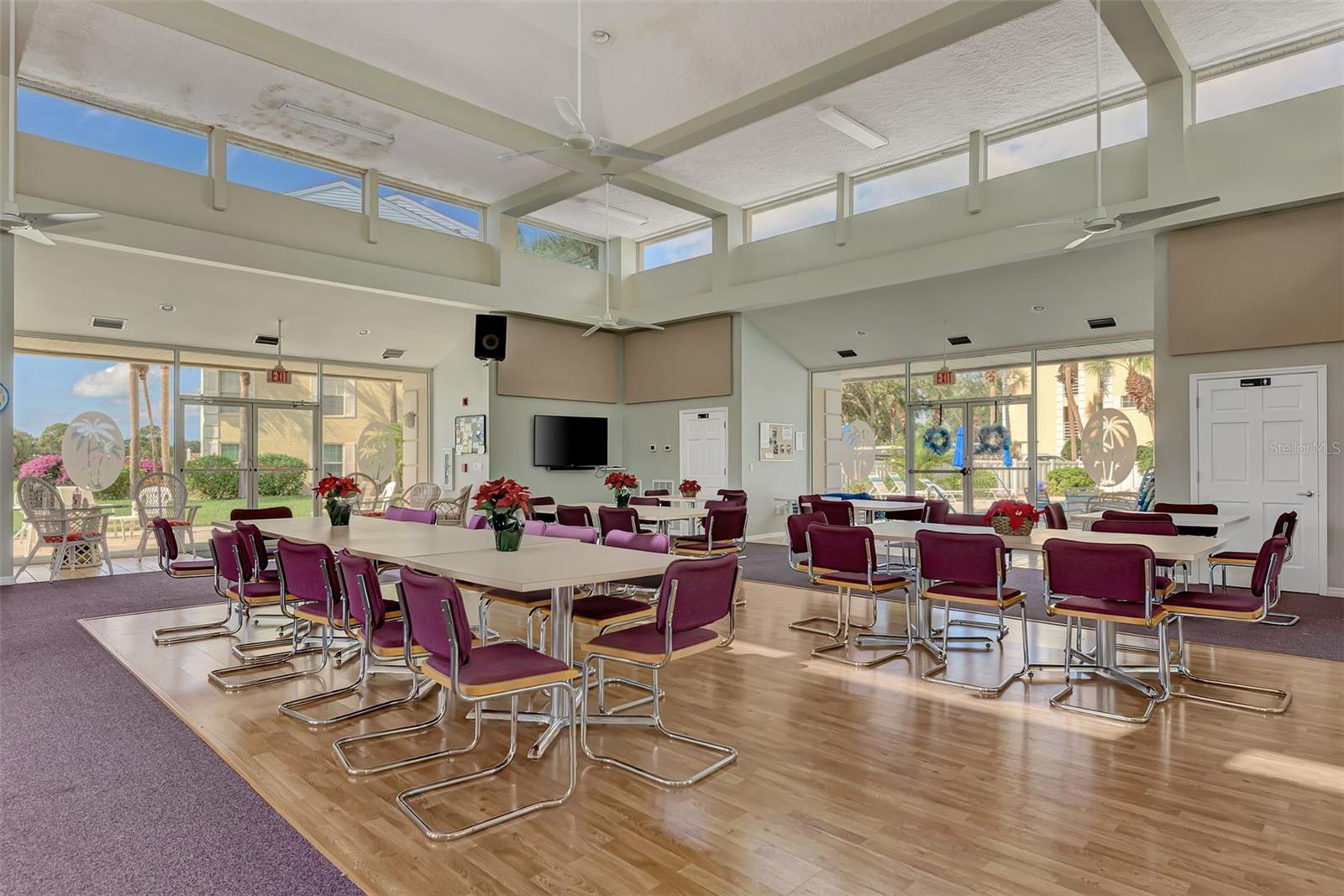 Image 54 of 59 For 841 Wexford Boulevard 841