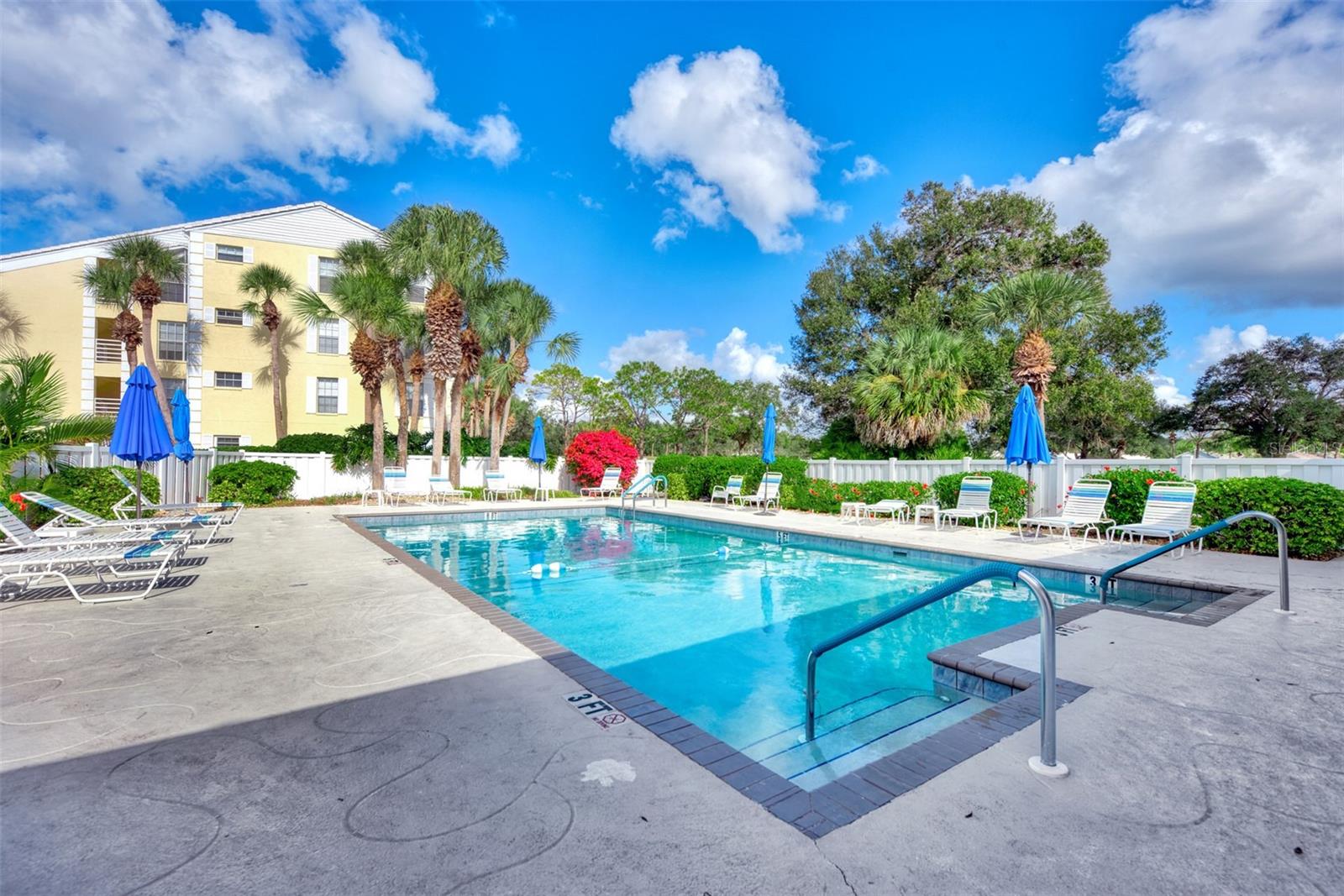 Image 57 of 59 For 841 Wexford Boulevard 841