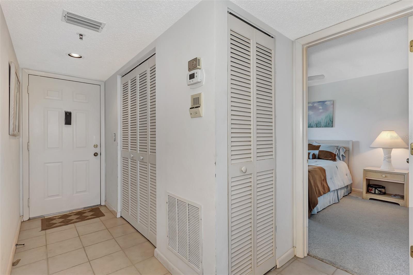 Image 8 of 59 For 841 Wexford Boulevard 841