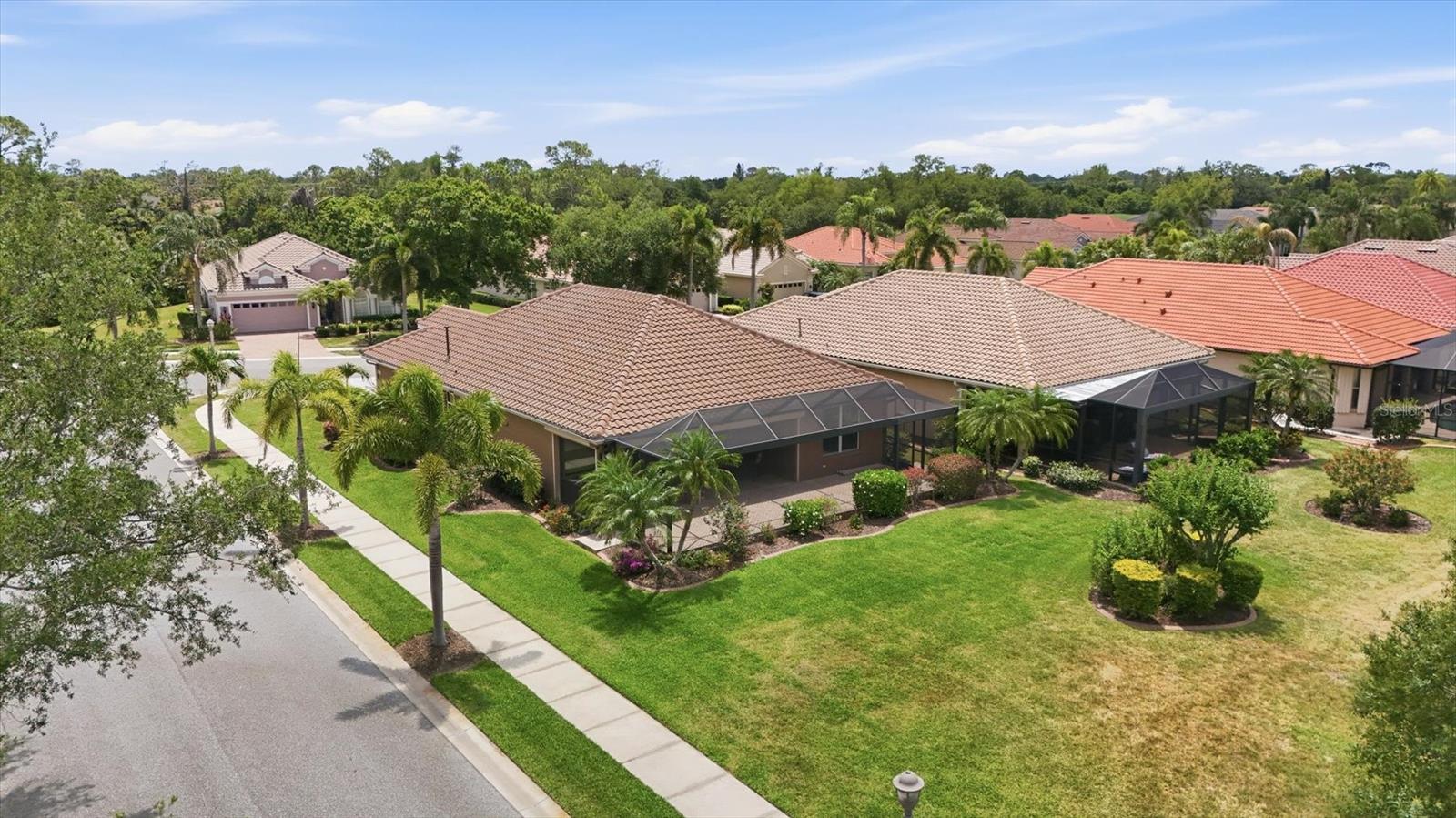 Image 39 of 69 For 3593 Whispering Oaks Drive
