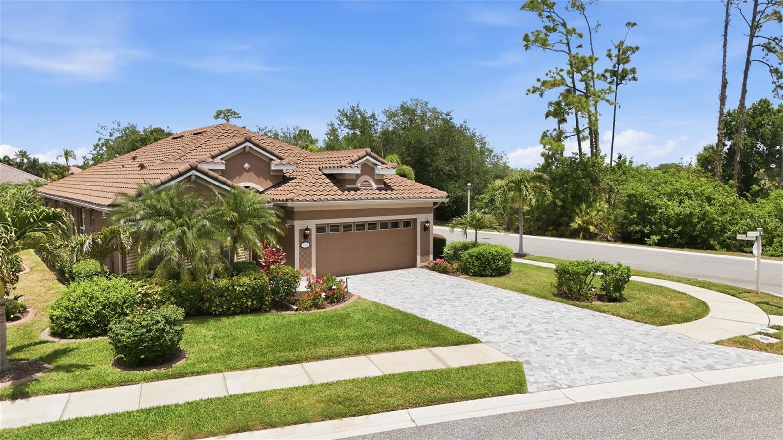 Image 51 of 69 For 3593 Whispering Oaks Drive