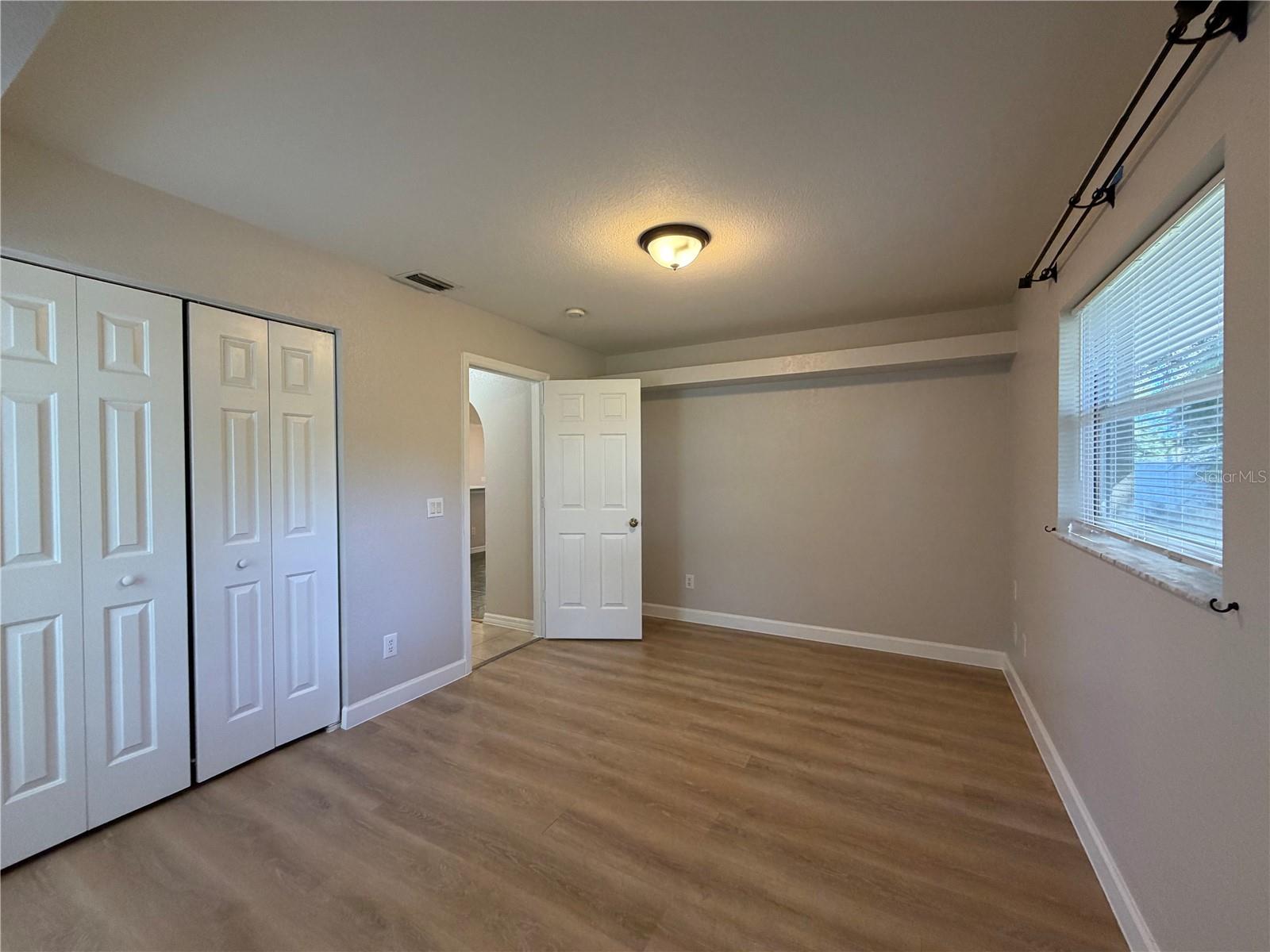 Image 14 of 34 For 4847 Luther Avenue