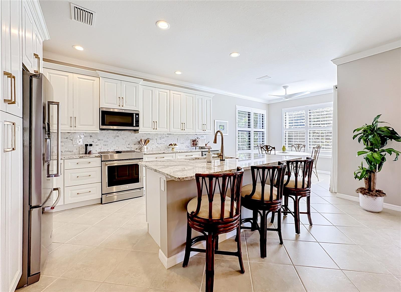 Image 12 of 58 For 20504 Pezzana Drive