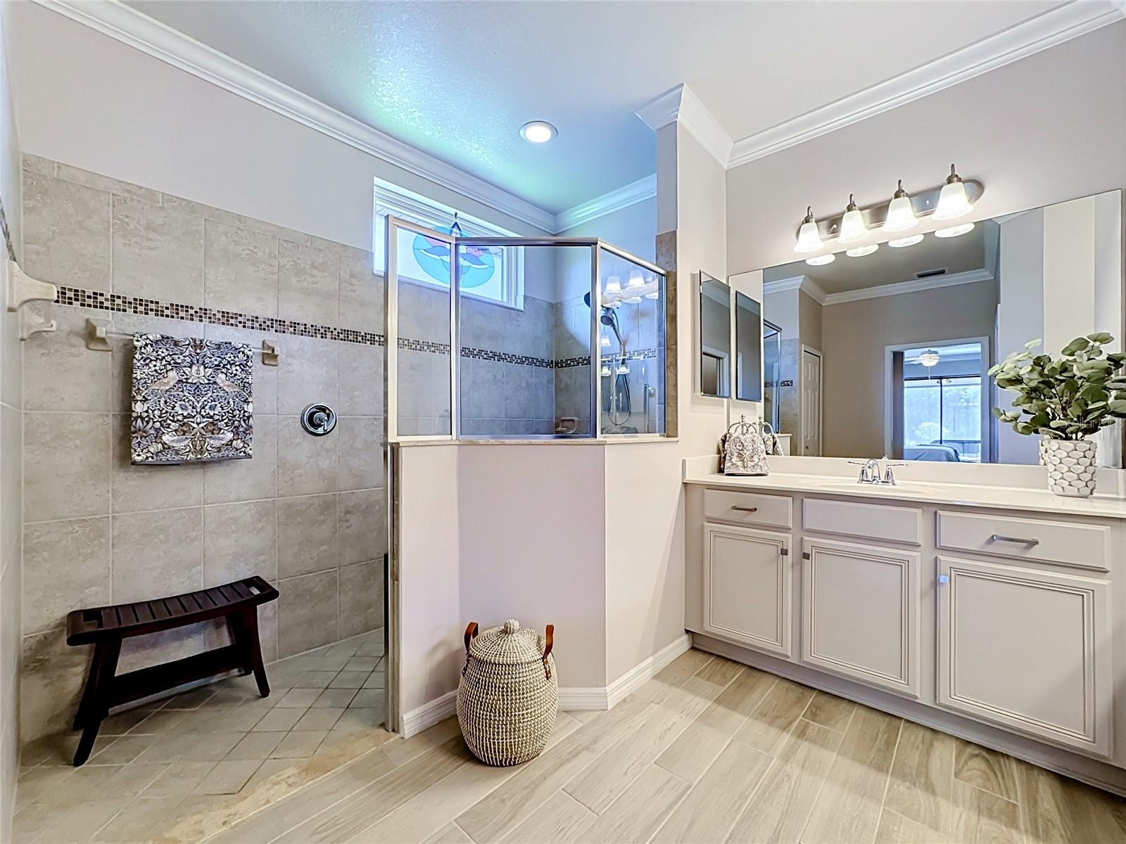 Image 34 of 58 For 20504 Pezzana Drive