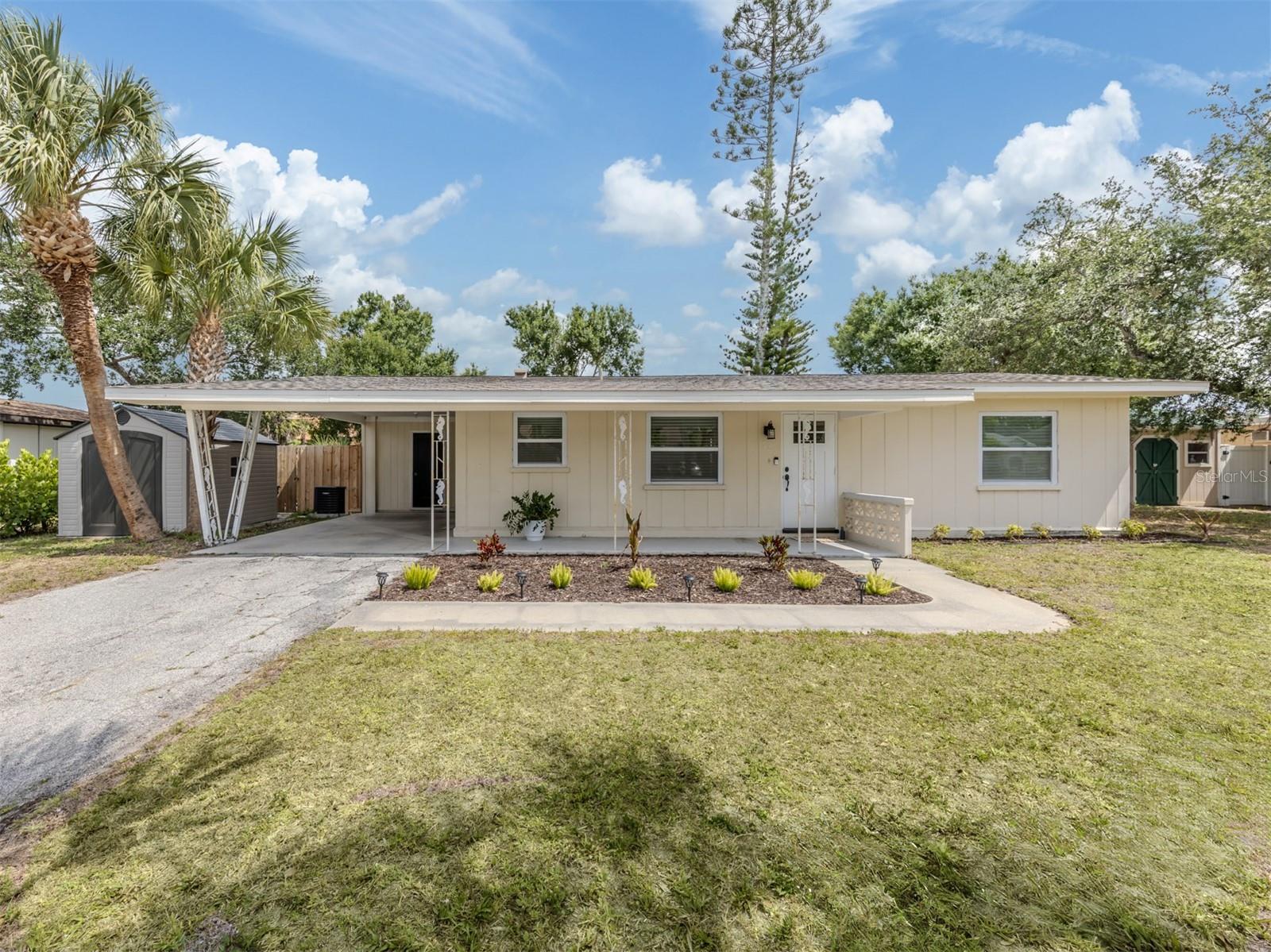 Details for 929 Cypress Avenue, VENICE, FL 34285