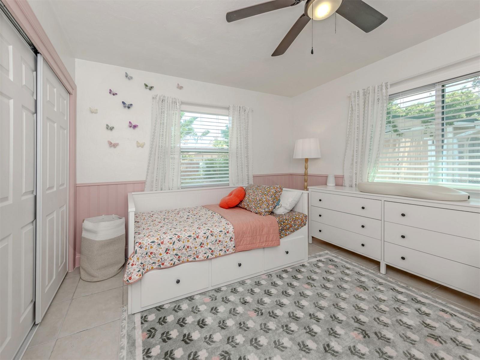 Image 10 of 33 For 929 Cypress Avenue