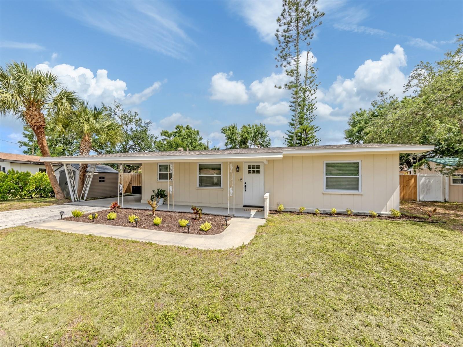 Image 2 of 33 For 929 Cypress Avenue
