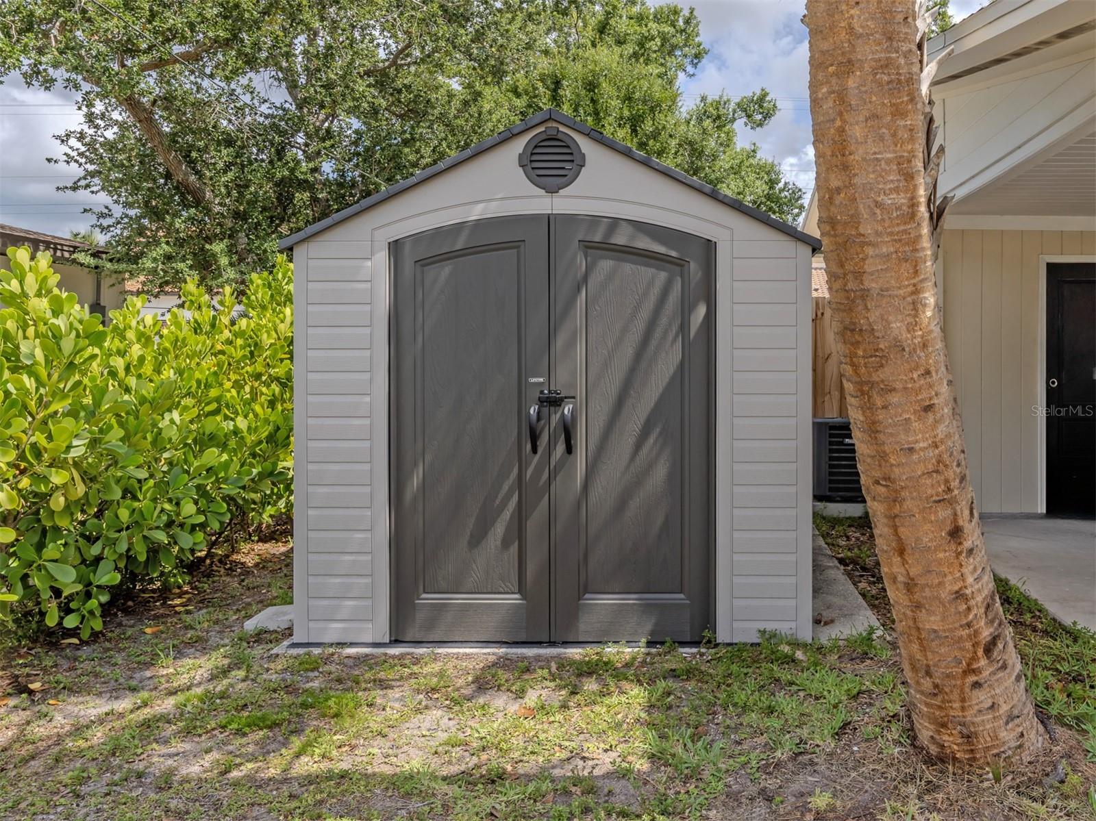 Image 23 of 33 For 929 Cypress Avenue