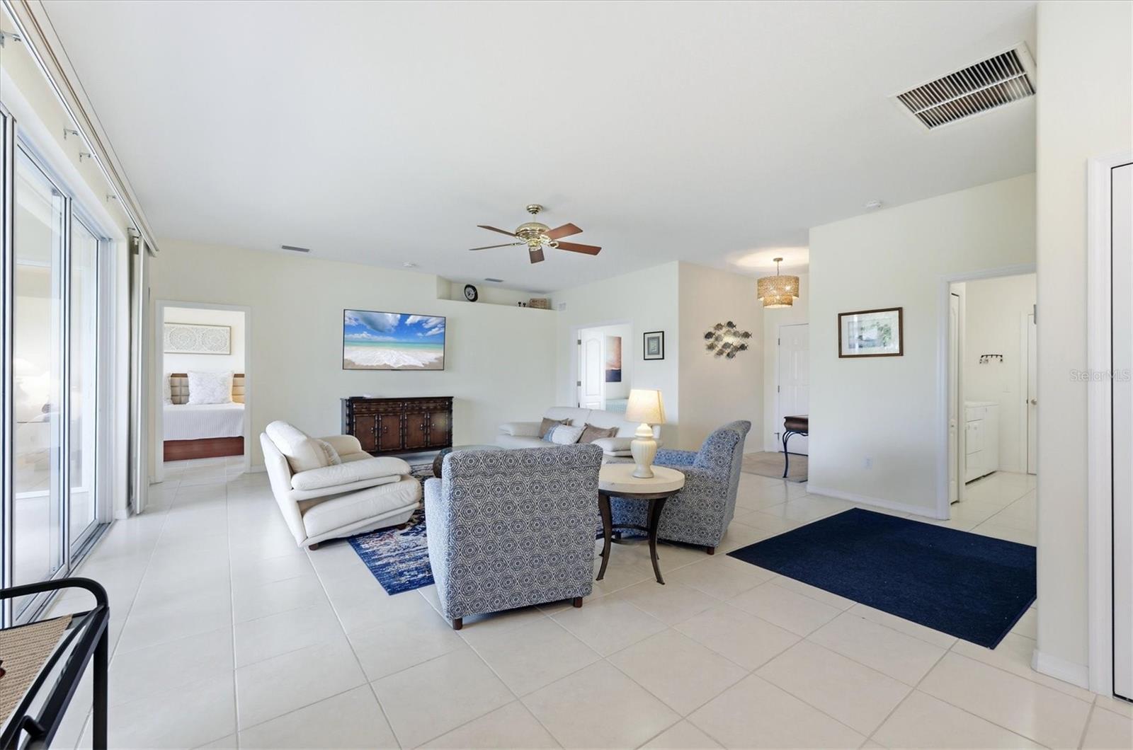 Image 15 of 52 For 445 Tomoka Drive