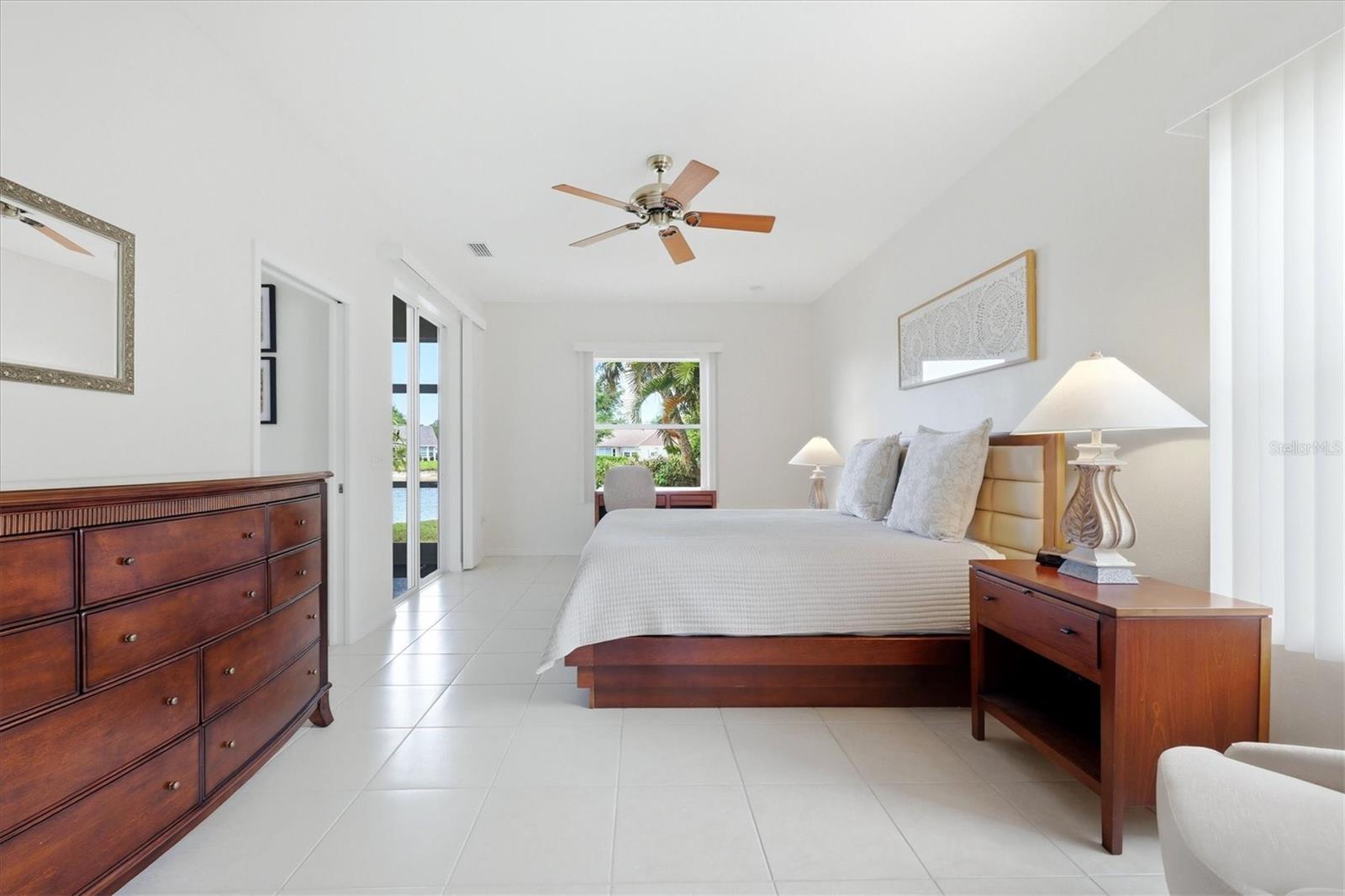 Image 23 of 52 For 445 Tomoka Drive