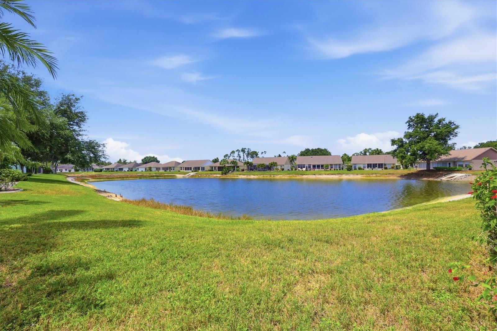 Image 36 of 52 For 445 Tomoka Drive