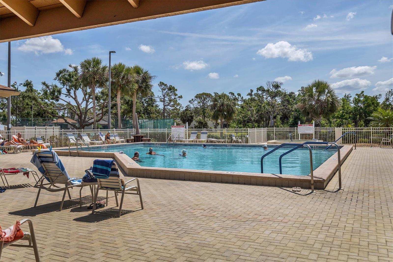 Image 47 of 52 For 445 Tomoka Drive