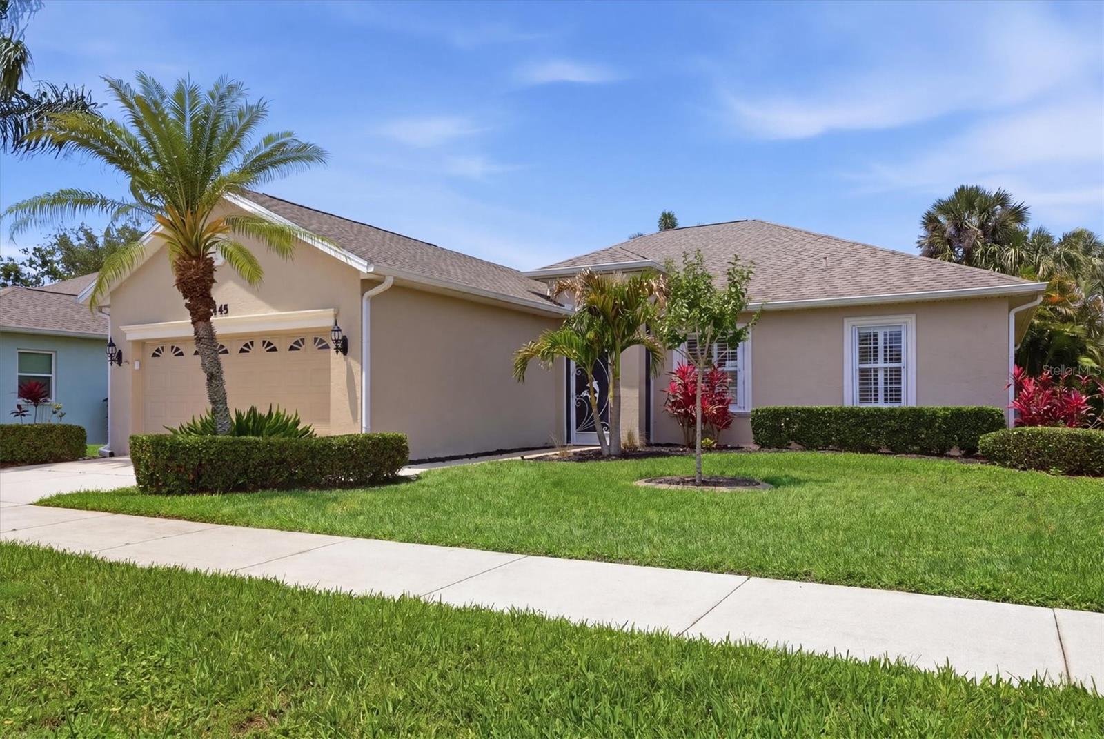 Image 9 of 52 For 445 Tomoka Drive