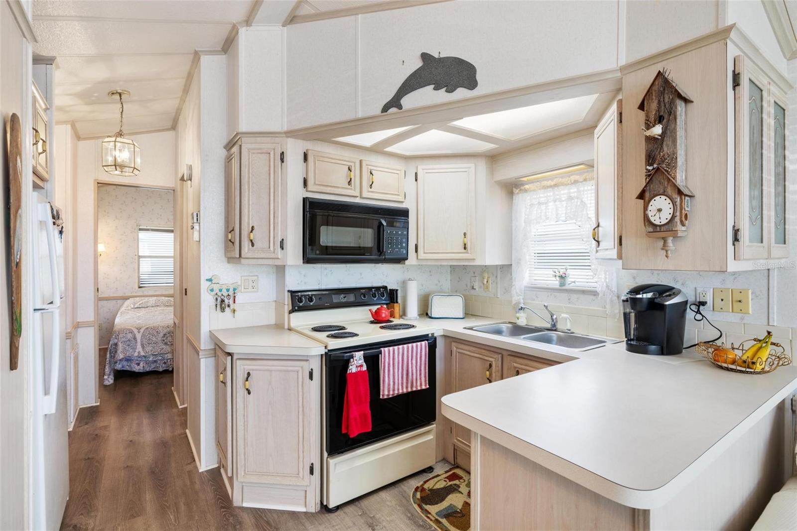 Image 11 of 38 For 1475 Flamingo Drive 330