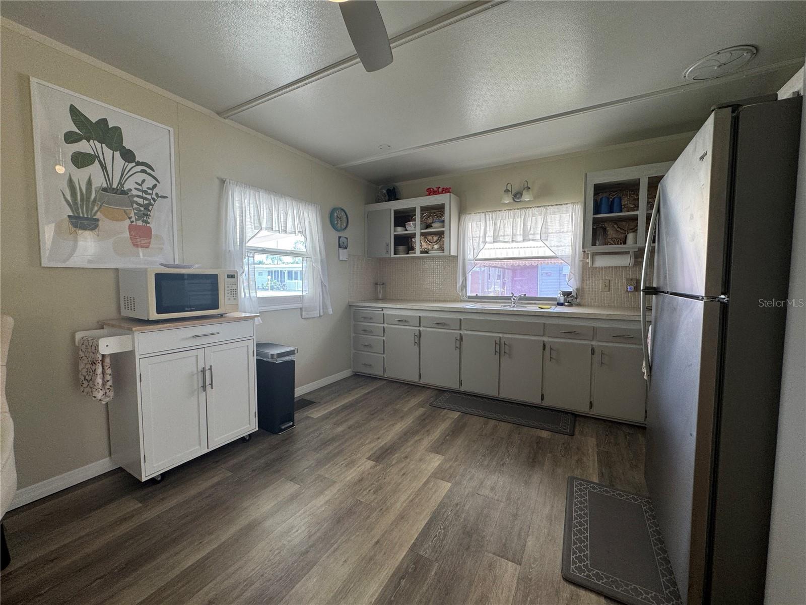 Image 16 of 53 For 5120 8 A Street E