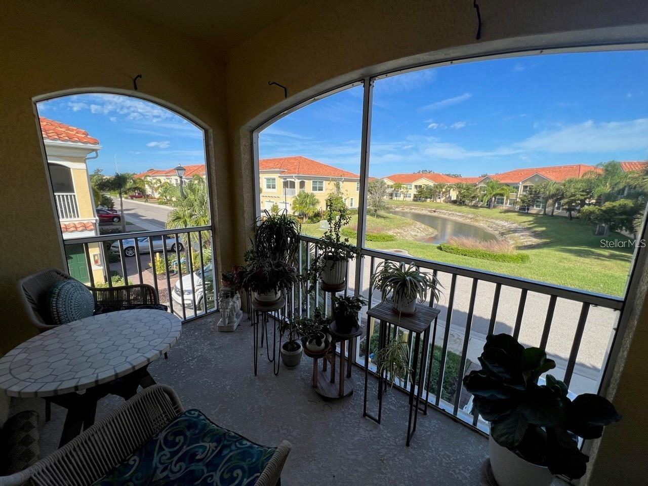 Image 10 of 41 For 4219 Frontier Way 105