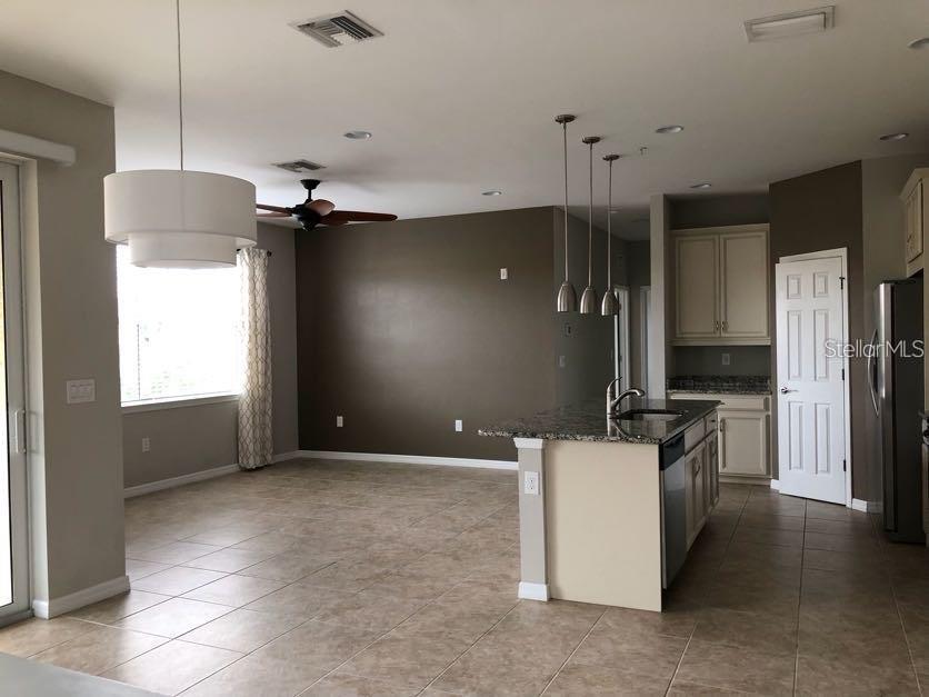 Image 13 of 41 For 4219 Frontier Way 105