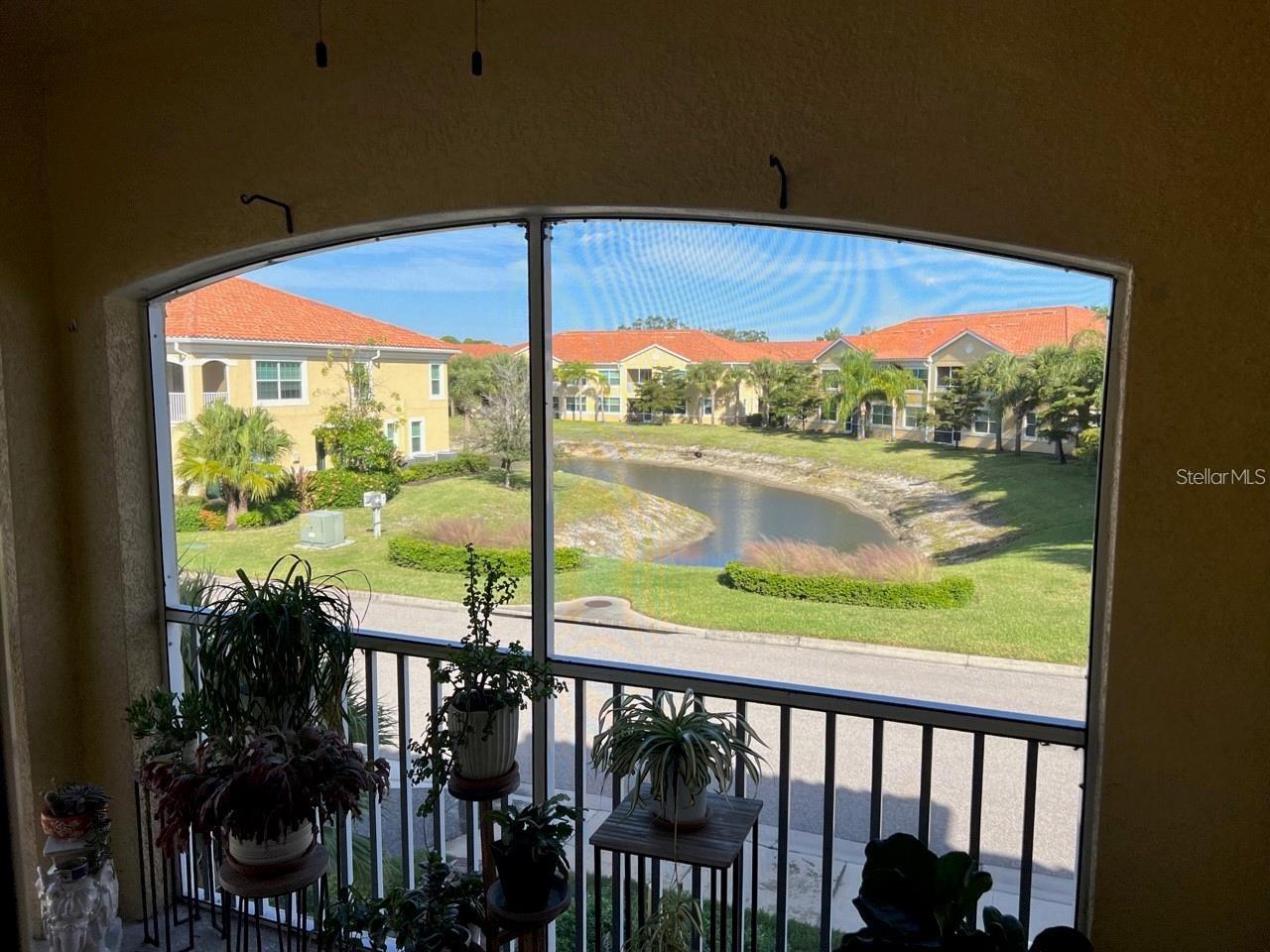 Image 9 of 41 For 4219 Frontier Way 105