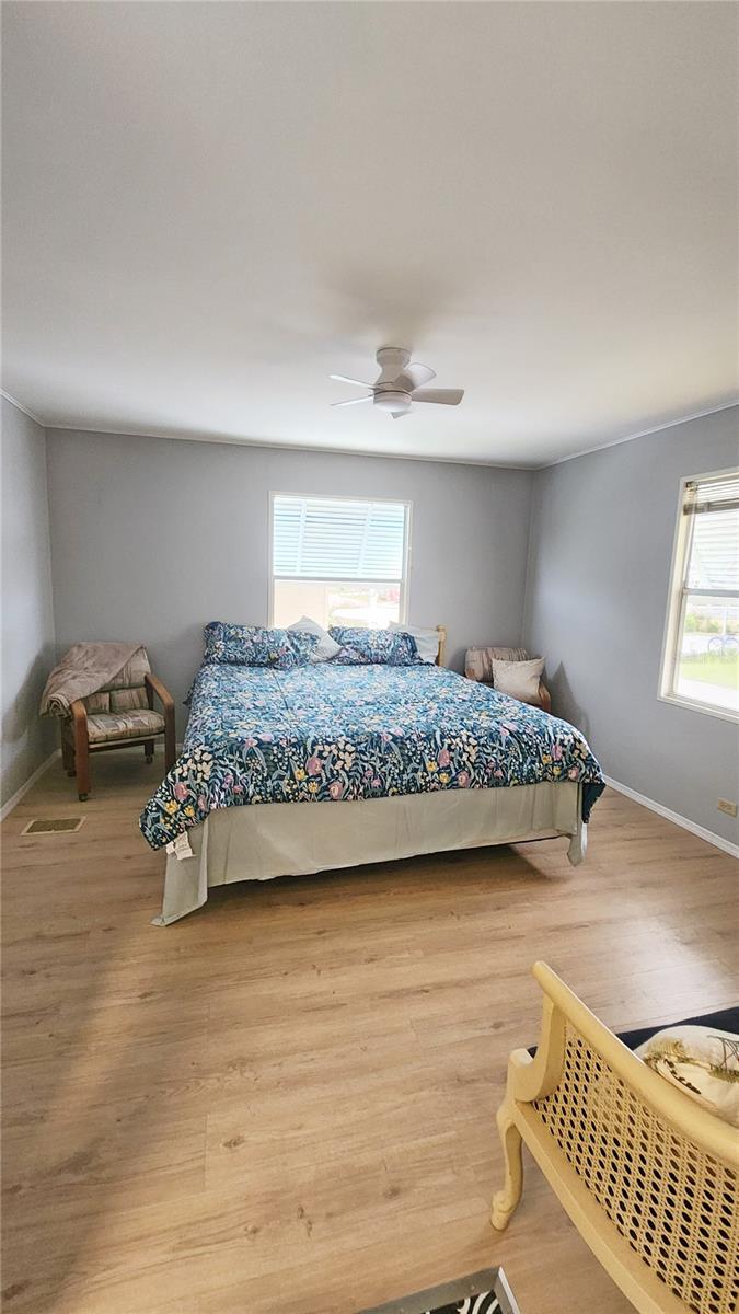 Image 20 of 37 For 132 Bermuda Way