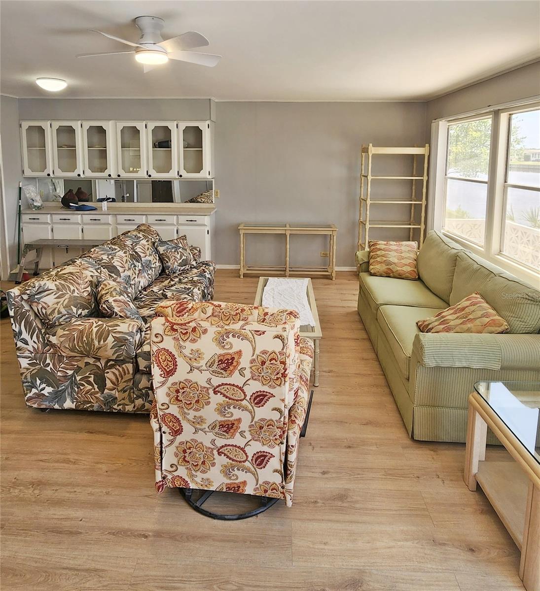 Image 8 of 37 For 132 Bermuda Way