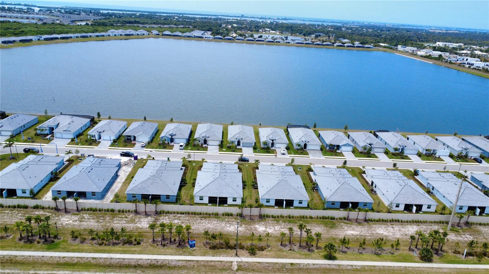 Image 41 of 53 For 8125 Shore Lake Drive
