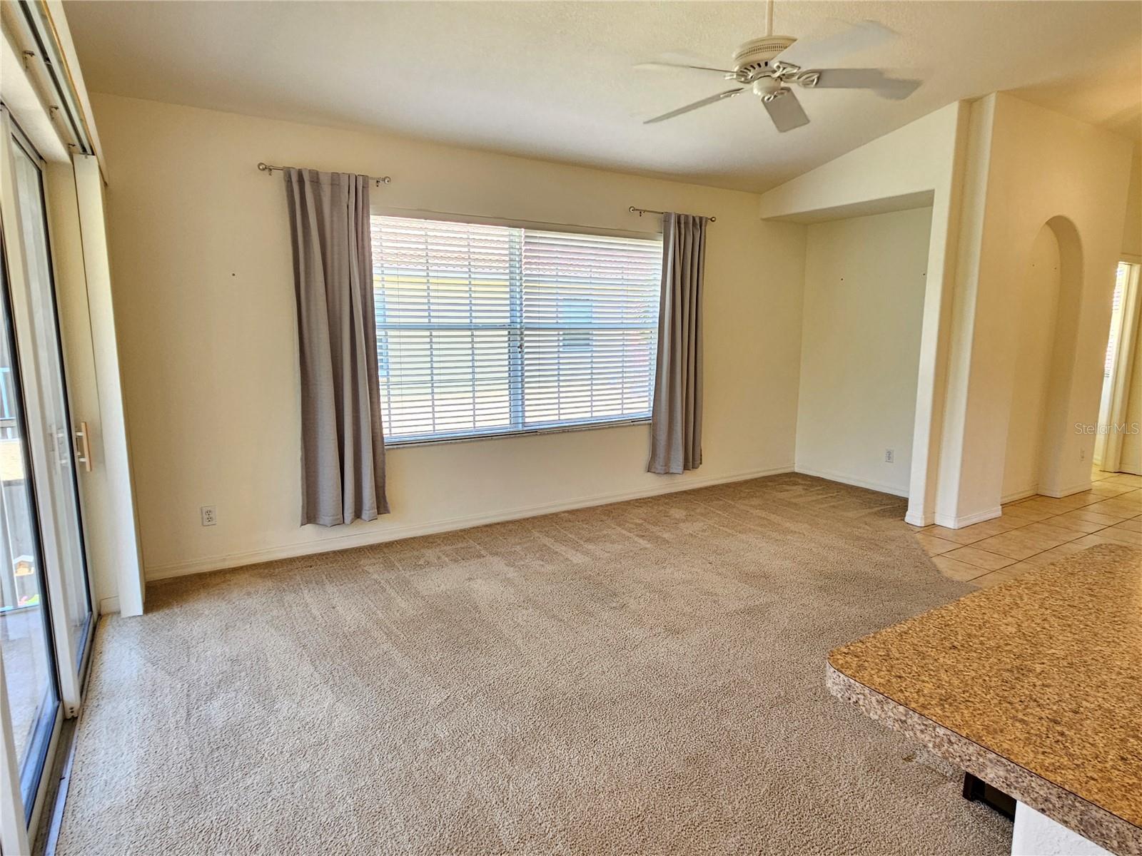 Image 15 of 45 For 904 Casa Del Lago Way 904