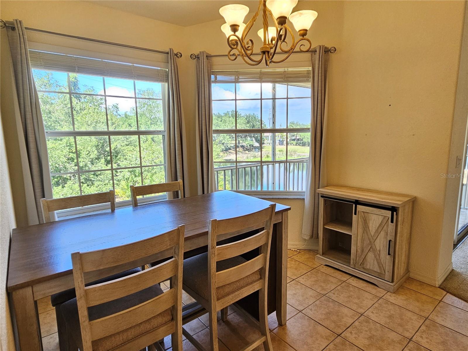 Image 17 of 45 For 904 Casa Del Lago Way 904