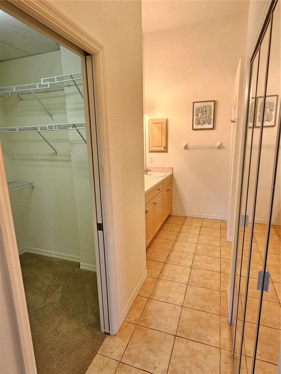 Image 26 of 45 For 904 Casa Del Lago Way 904