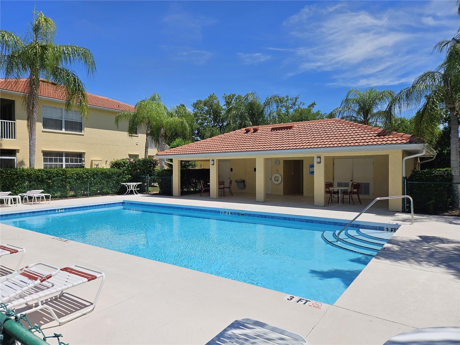 Image 3 of 45 For 904 Casa Del Lago Way 904