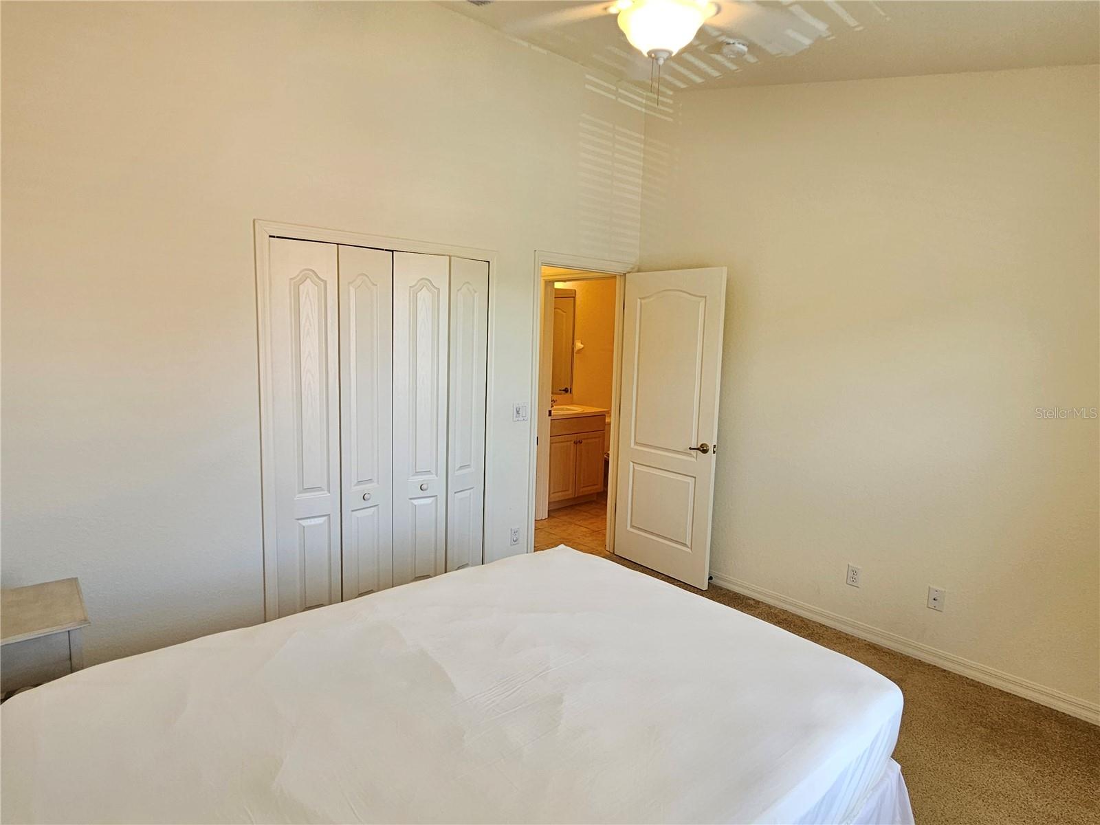 Image 33 of 45 For 904 Casa Del Lago Way 904