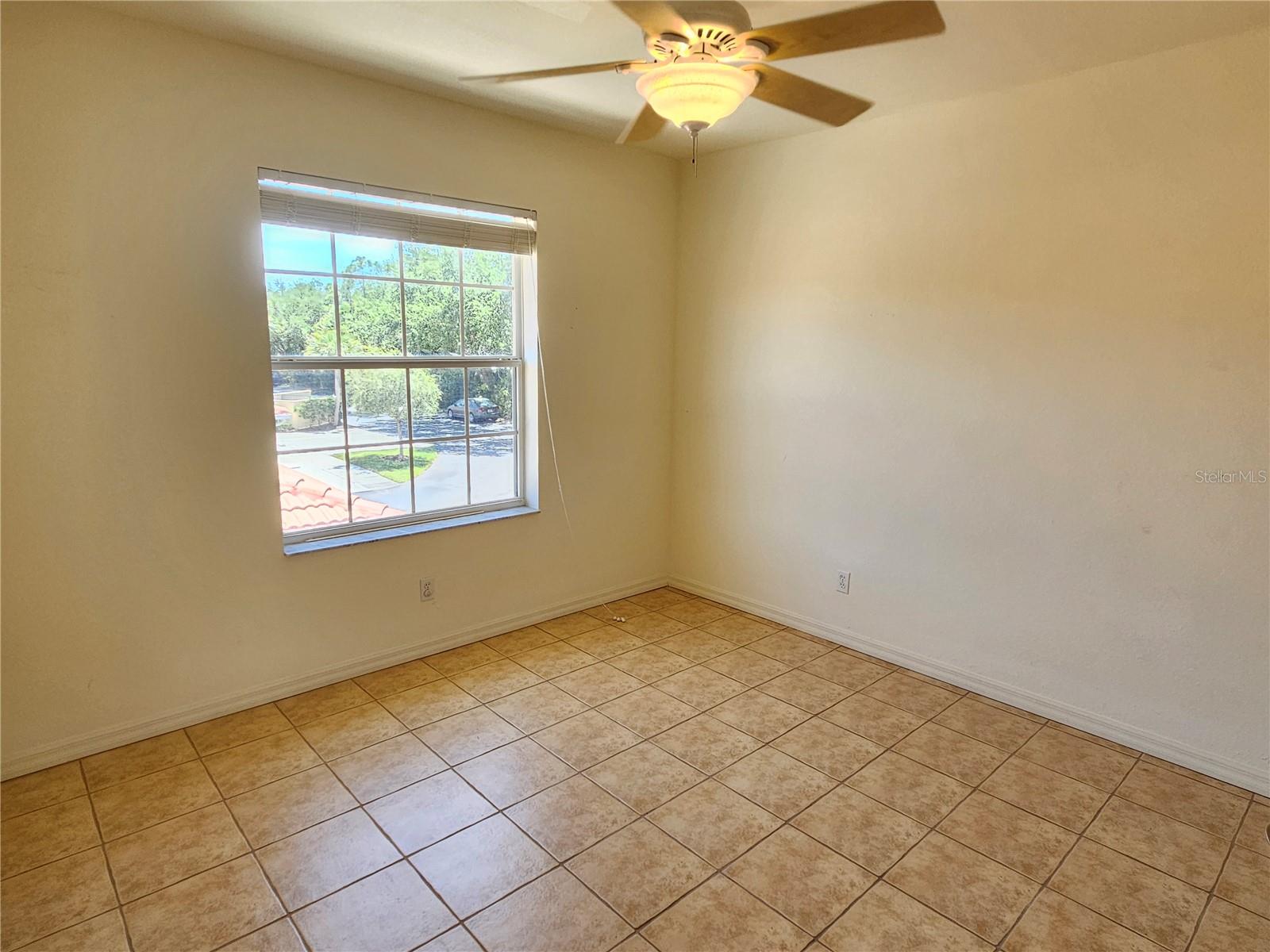 Image 37 of 45 For 904 Casa Del Lago Way 904