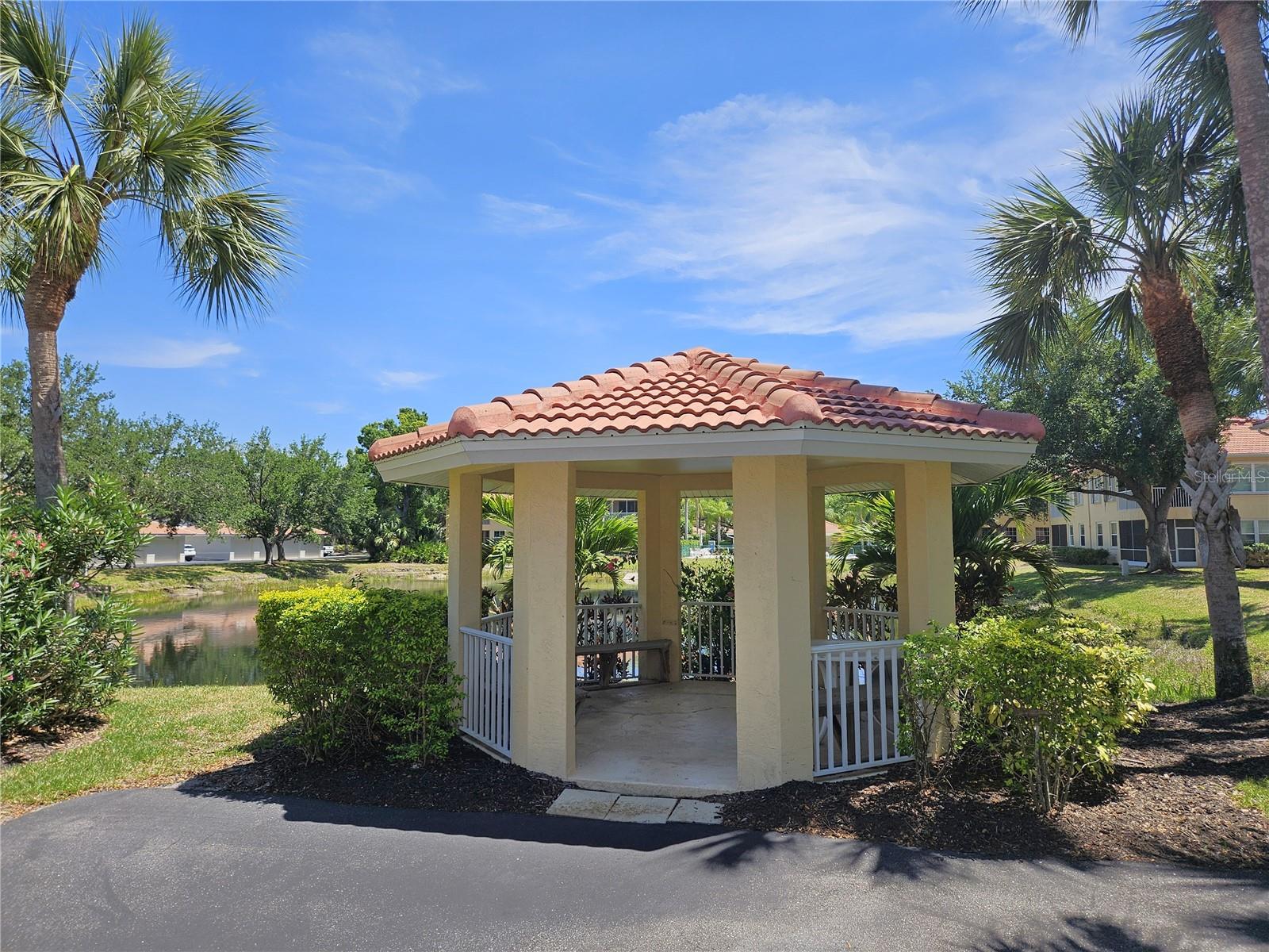 Image 42 of 45 For 904 Casa Del Lago Way 904