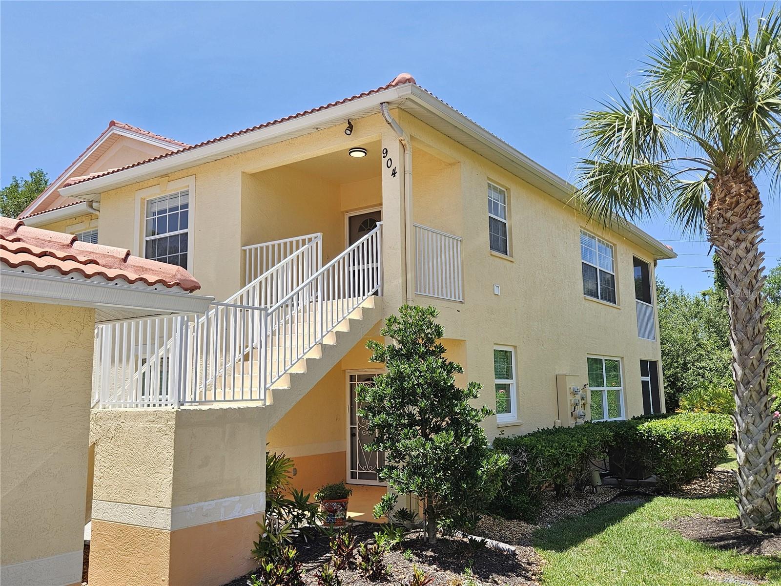 Image 5 of 45 For 904 Casa Del Lago Way 904