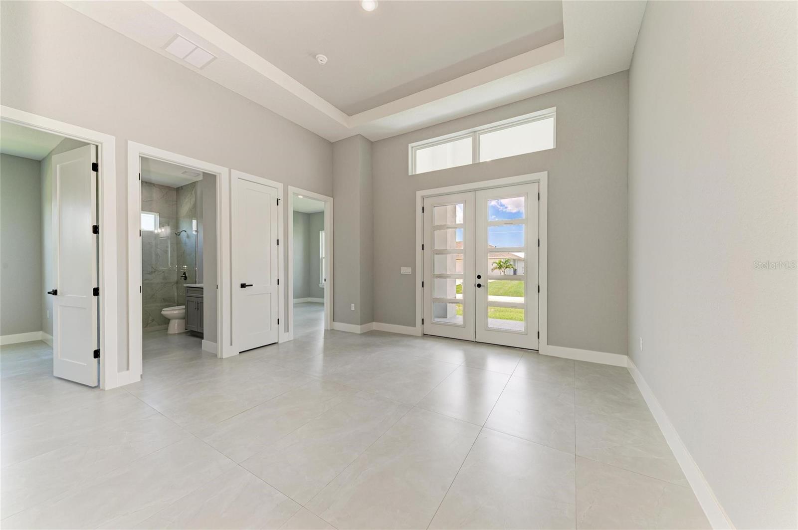 Image 16 of 52 For 8147 Tracy Circle