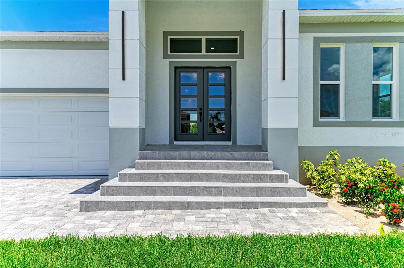 Image 5 of 52 For 8147 Tracy Circle