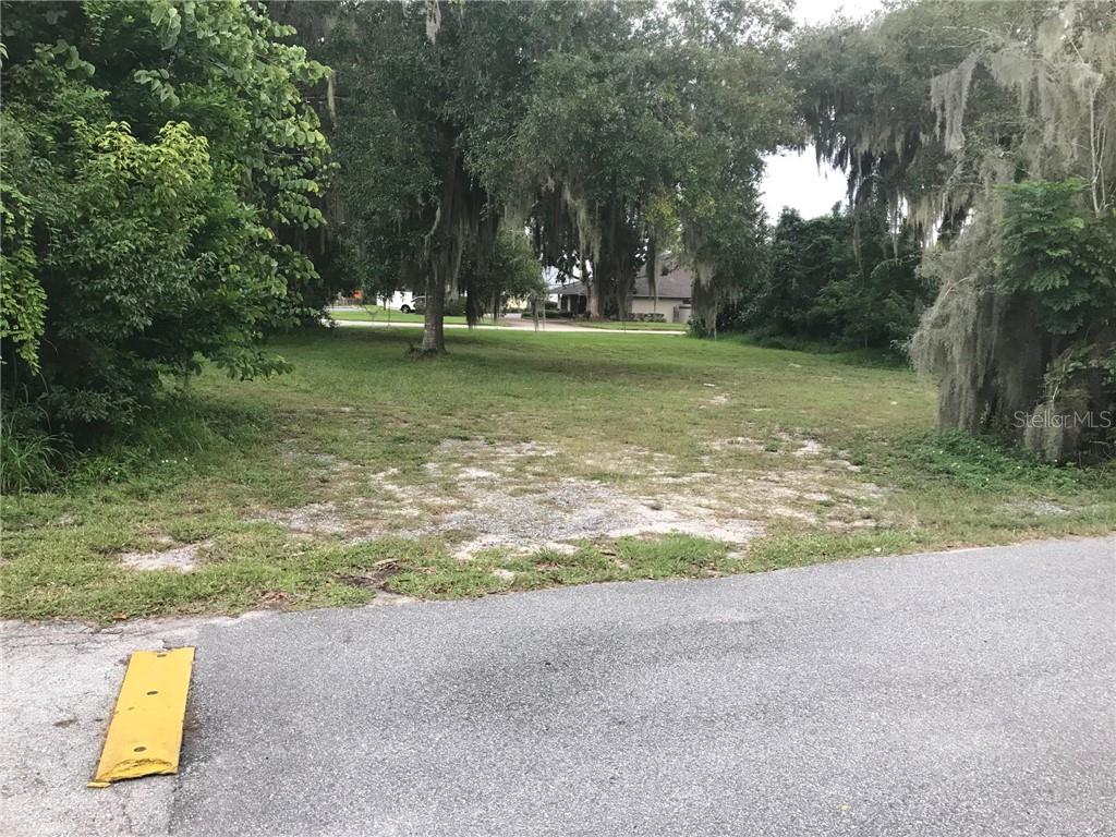 Listing photo id 4 for 315 Sinclair Avenue