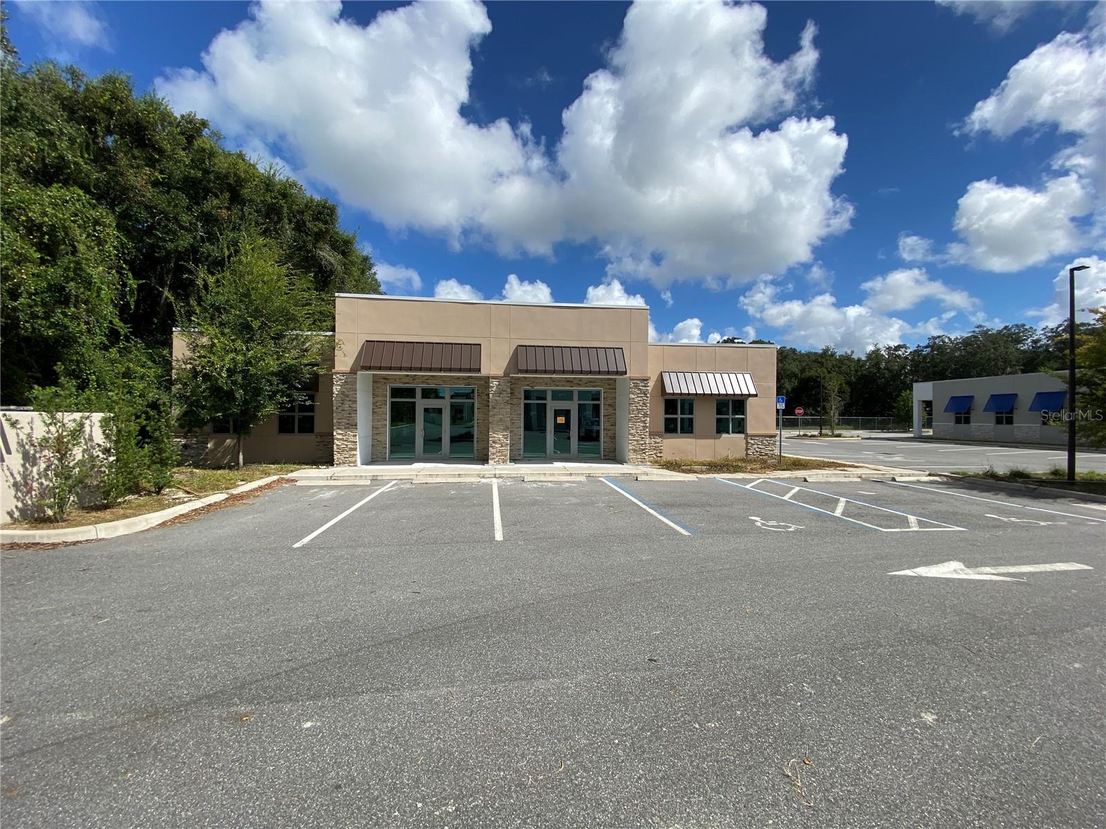 Image 10 of 55 For 871 Highway 466  401&801
