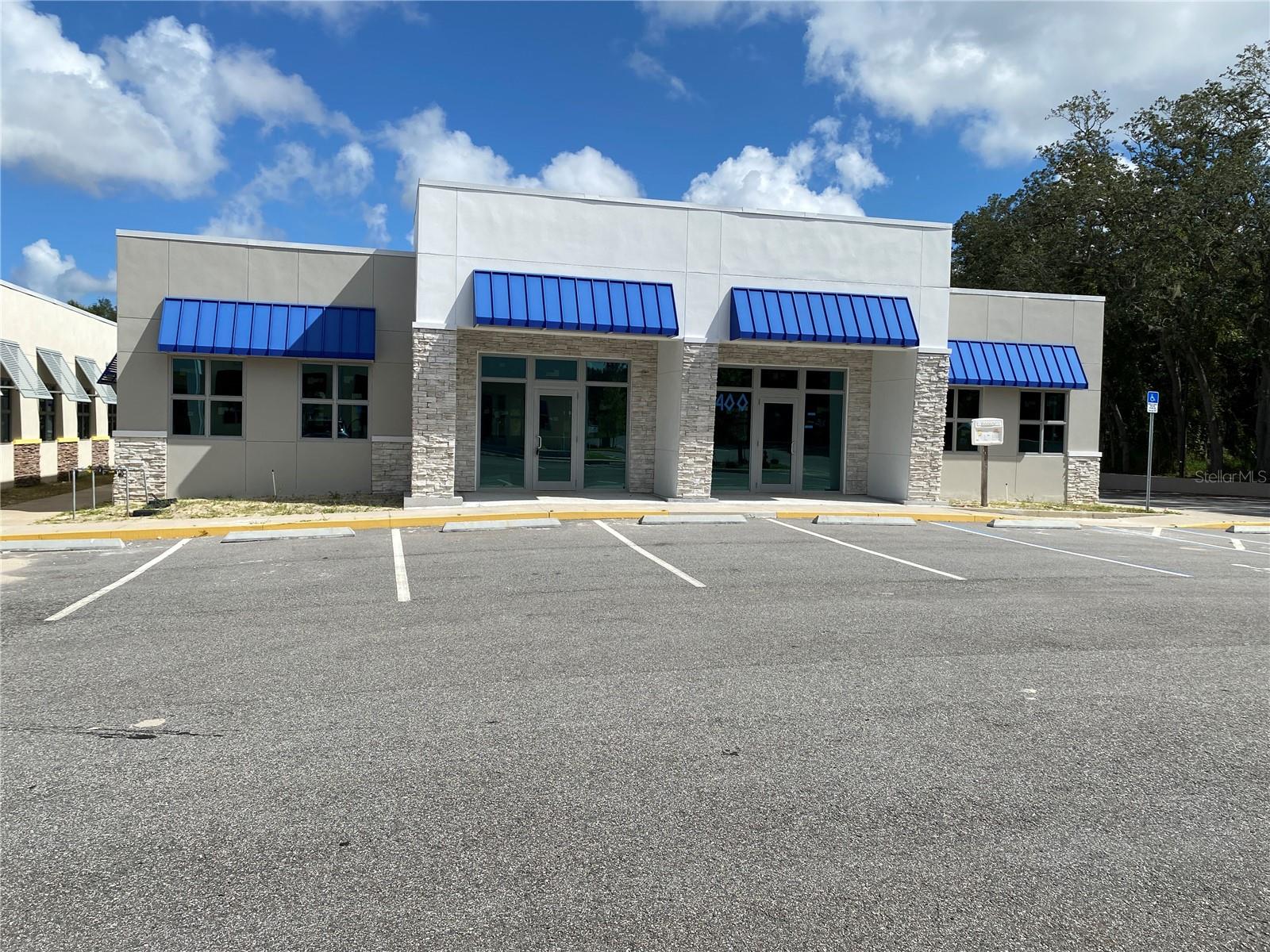 Image 6 of 55 For 871 Highway 466  401&801