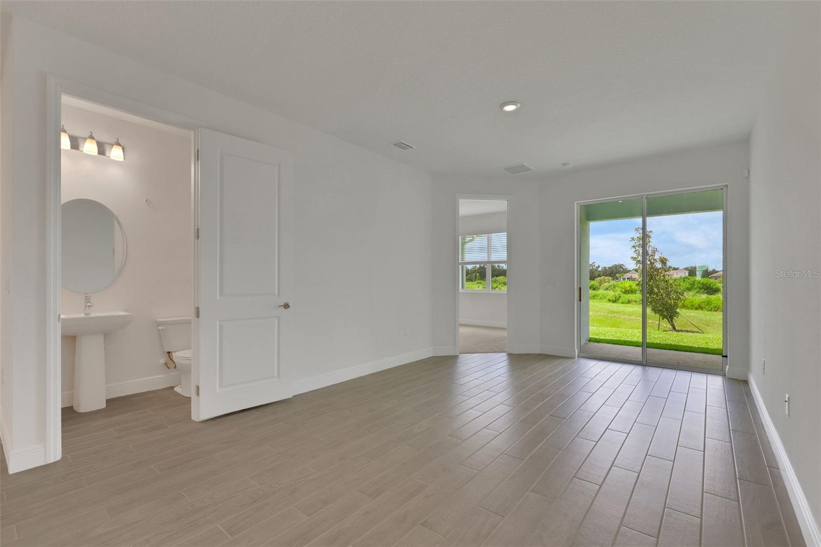 Image 27 of 51 For 9141 Gulf Haven Drive